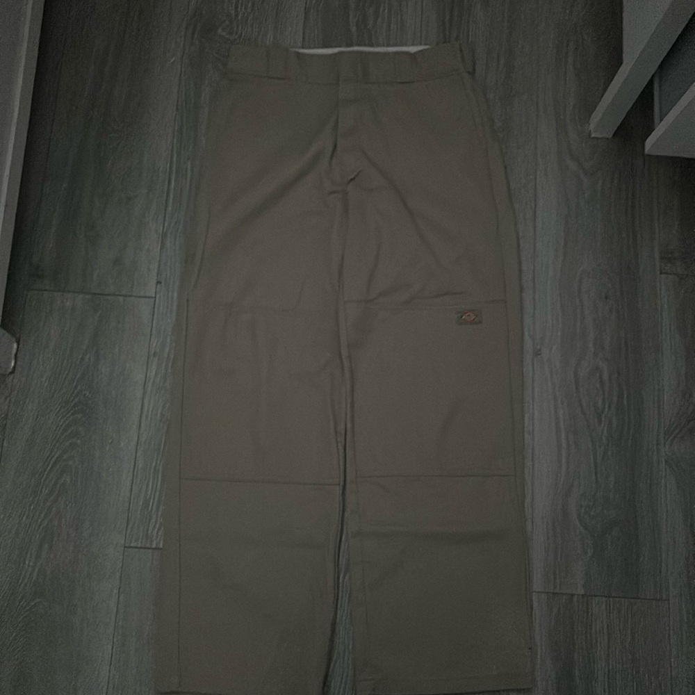 Dickies loose fit khaki